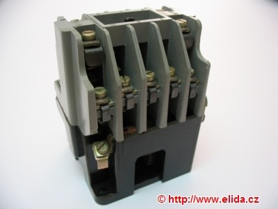 stykač K    1     36V     50Hz